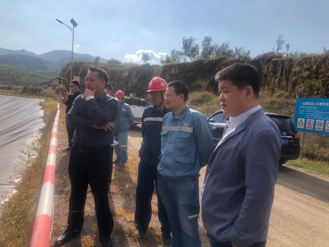 下好科技創(chuàng)新“先手棋” 合作添動能 ｜金亞潤環(huán)保團隊應(yīng)邀到訪國電投山西鋁業(yè)考察座談